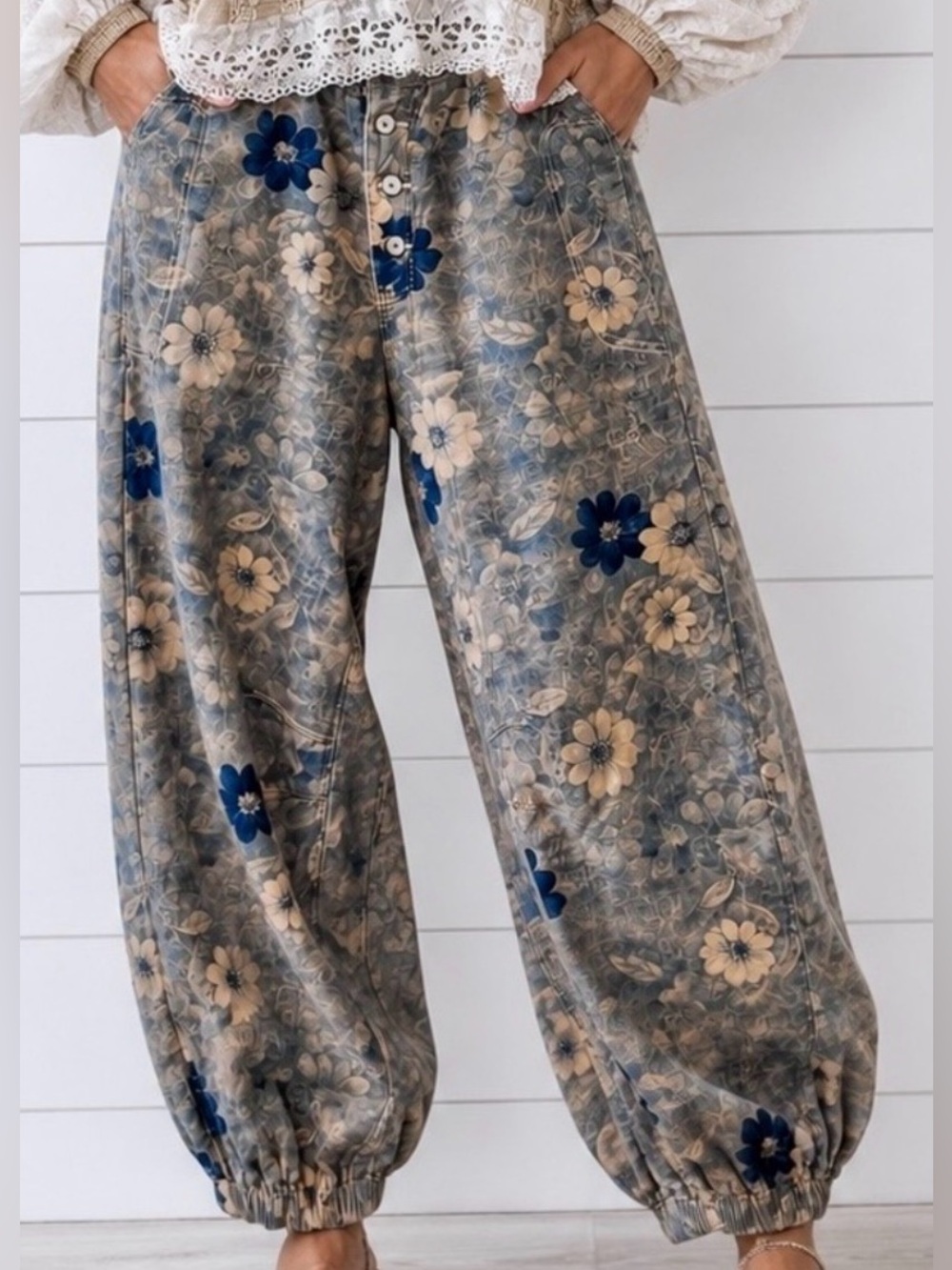 NEW RESTOCKED: 7/26 The Natalia”Floral Print Jogger Pants